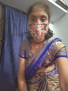 Snapshot of reshma124 chatting on June 6, 2026, 3:28 pm reshma124 online show from June 6, 2026, 3:28 pm