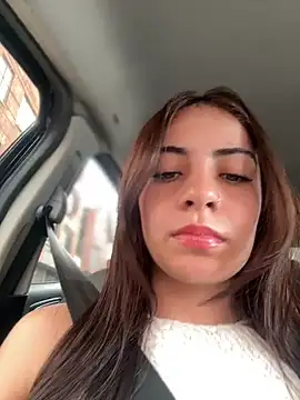 Snapshot of Hanna_Cruz_ chatting on June 6, 2026, 5:17 pm Hanna Cruz online show from June 6, 2026, 5:17 pm