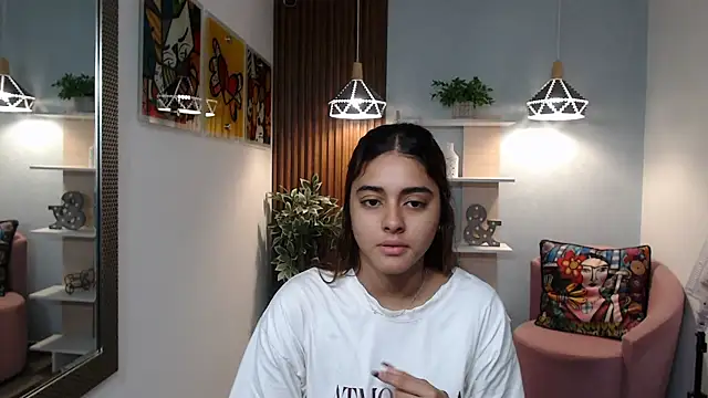  Lucy Grey  online show from June 5, 2026, 11:05 am