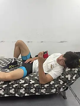 Snapshot of Mrwangjjkk chatting on June 1, 2026, 1:02 pm Mrwangjjkk online show from June 1, 2026, 1:02 pm