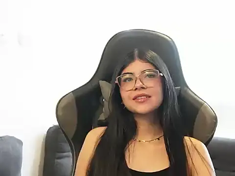 Mia Storm18 online show from June 16, 2026, 3:03 pm