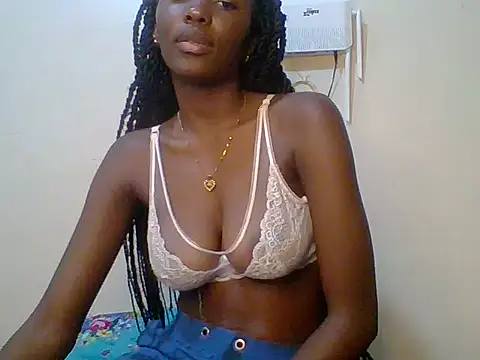 Shania loveer online show from June 3, 2026, 8:03 pm