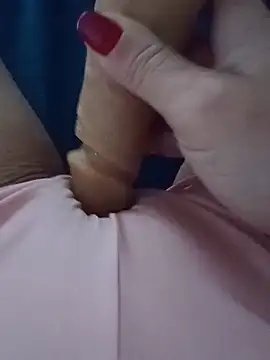 prettypuzzy4u online show from June 3, 2026, 9:34 am