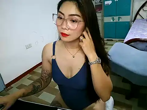 Sexynica online show from May 27, 2026, 1:19 pm