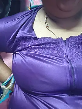 Snapshot of geetha431 chatting on June 7, 2026, 6:22 pm geetha431 online show from June 7, 2026, 6:22 pm