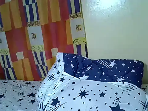 Prettygarl  online show from May 22, 2026, 5:40 pm