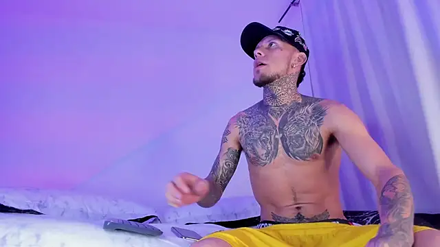  Kevin xxx online show from March 8, 2025, 8:00 am