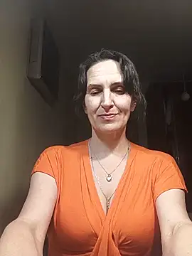 Alene Lorrie online show from June 3, 2026, 9:09 pm