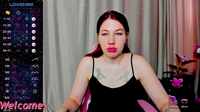 Snapshot of Arya_Curves chatting on June 4, 2026, 1:22 am Arya Curves online show from June 4, 2026, 1:22 am