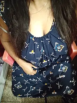 radhikagupta345 online show from June 1, 2026, 7:04 pm
