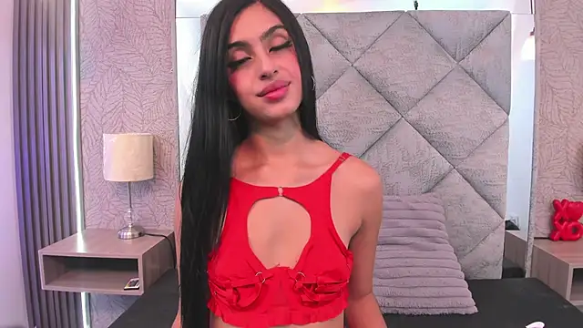 Snapshot of LilithDesire_ chatting on June 5, 2026, 7:19 pm LilithDesire online show from June 5, 2026, 7:19 pm