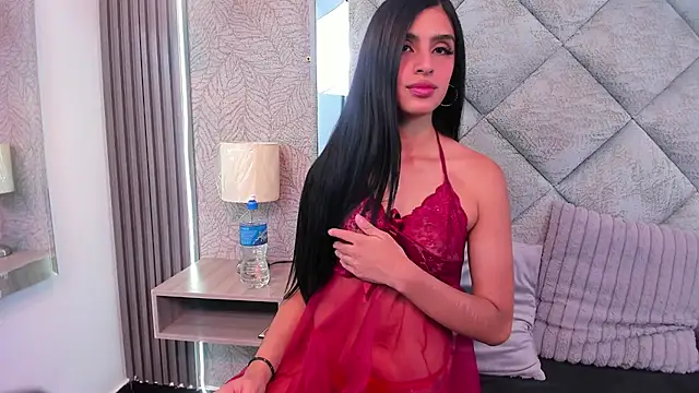 Snapshot of LilithDesire_ chatting on June 6, 2026, 7:29 pm LilithDesire online show from June 6, 2026, 7:29 pm