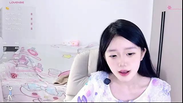 Snapshot of KylinKylin chatting on June 6, 2026, 3:50 pm KylinKylin online show from June 6, 2026, 3:50 pm