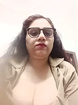 yourchahat27 online show from May 23, 2026, 10:36 pm