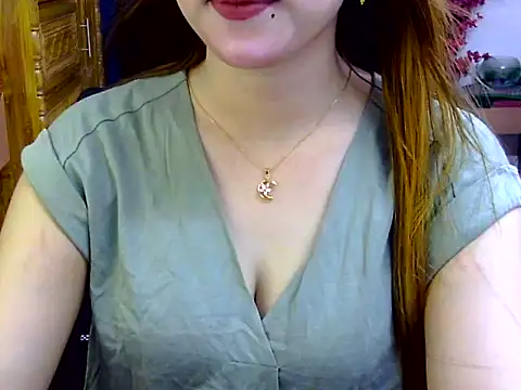 Snapshot of Adiba_Obu_20 chatting on June 5, 2026, 6:02 pm Adiba Obu 20 online show from June 5, 2026, 6:02 pm