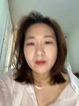 U-mi online show from June 2, 2026, 1:18 am