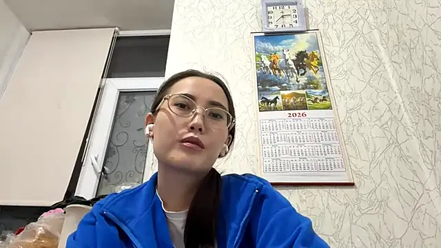 Snapshot of VickieTrudo chatting on June 2, 2026, 9:39 pm VickieTrudo online show from June 2, 2026, 9:39 pm