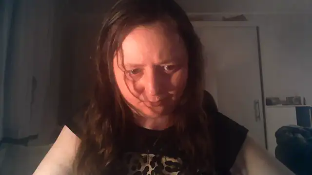 TaylorLovely online show from June 16, 2026, 8:11 pm