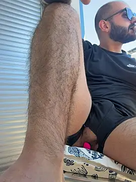 yoyett3223 online show from June 11, 2026, 1:20 pm