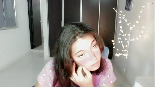 Snapshot of Dolce_more chatting on June 8, 2026, 3:56 pm Dolce more online show from June 8, 2026, 3:56 pm