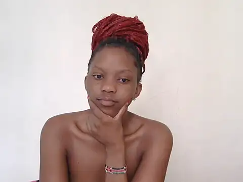 Snapshot of rare_pearl1 chatting on June 7, 2026, 9:13 am rare pearl1 online show from June 7, 2026, 9:13 am