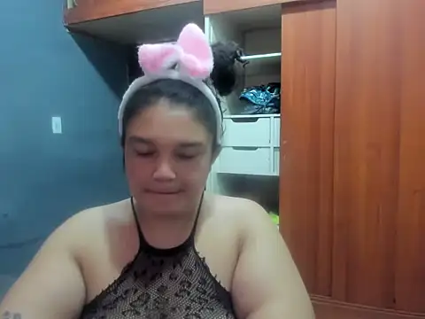 lucero chuvy online show from June 5, 2026, 7:52 pm
