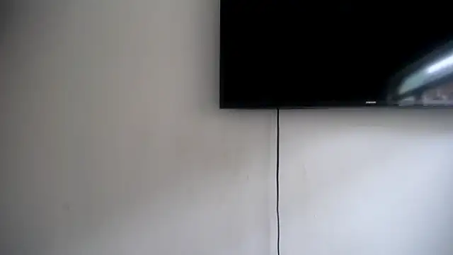 Snapshot of Fox_Loves chatting on June 8, 2026, 8:53 pm Fox Loves online show from June 8, 2026, 8:53 pm
