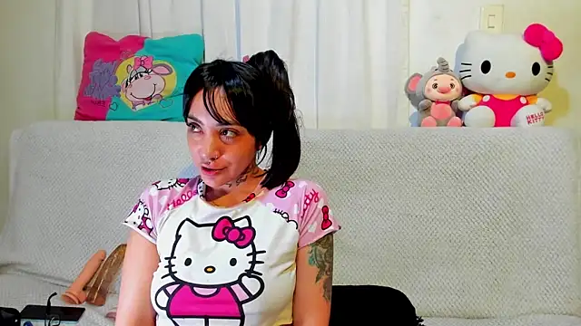Snapshot of Abbyhally chatting on June 7, 2026, 11:41 pm Abbyhally online show from June 7, 2026, 11:41 pm