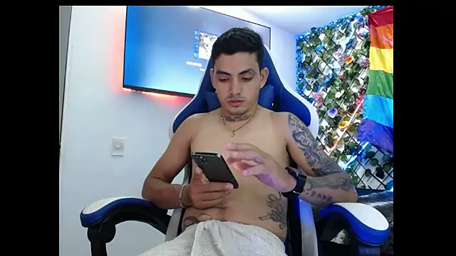 Dantethomsonn online show from May 27, 2026, 2:52 am