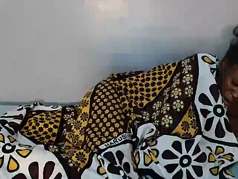 Snapshot of lue_bianca chatting on May 31, 2026, 12:19 am lue bianca online show from May 31, 2026, 12:19 am