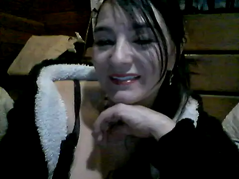 Anlly garcia002 online show from June 9, 2026, 6:47 am