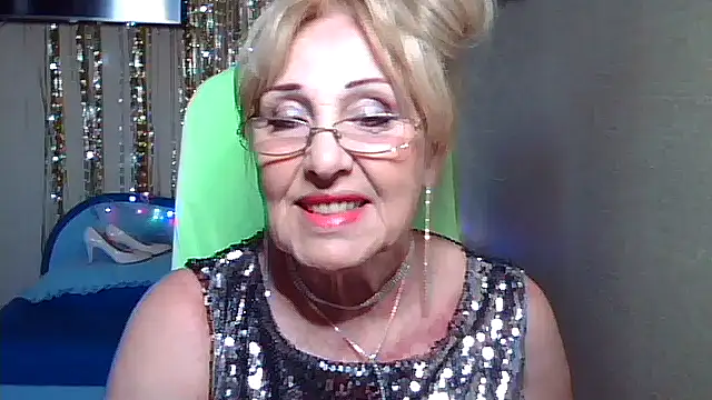 Wena-Sweety online show from May 25, 2026, 4:40 am