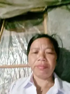 Snapshot of Elfledaa chatting on June 3, 2026, 4:01 pm Elfledaa online show from June 3, 2026, 4:01 pm