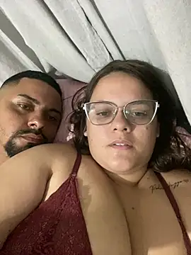 Laryssinha 69 online show from June 7, 2026, 1:32 am