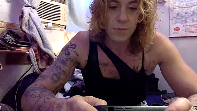 VanillaSnowcones online show from June 7, 2026, 9:46 am