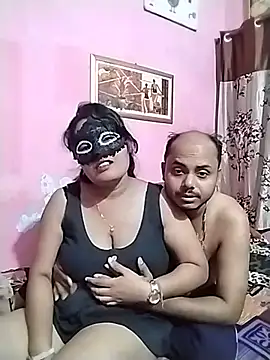Snapshot of RendingSpa chatting on June 9, 2026, 12:44 am RendingSpa online show from June 9, 2026, 12:44 am
