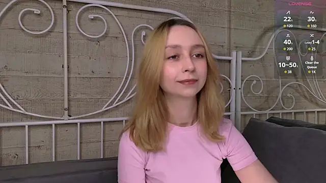 RachelVacsler online show from June 9, 2026, 3:45 pm