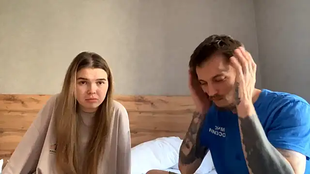 Passion Couple  online show from June 6, 2026, 9:25 am