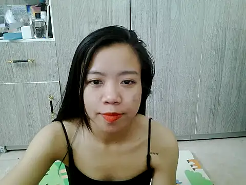 Nellid079 online show from May 31, 2026, 5:48 am