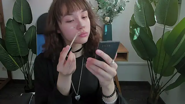 MalenaVerlaine online show from June 10, 2026, 4:01 am