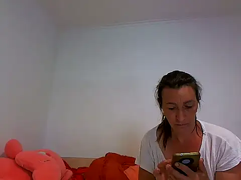 Snapshot of Kassandra06 chatting on June 3, 2026, 6:27 am Kassandra06 online show from June 3, 2026, 6:27 am