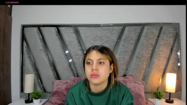 Snapshot of Martina_Smit_ chatting on June 11, 2026, 1:20 pm Martina Smit online show from June 11, 2026, 1:20 pm