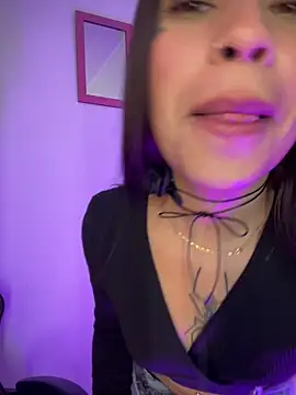-Macarron- online show from June 9, 2026, 2:34 am