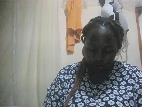 Snapshot of Ebonyshan chatting on June 6, 2026, 4:12 pm Ebonyshan online show from June 6, 2026, 4:12 pm