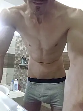 Nakedfanboy online show from June 9, 2026, 3:34 pm