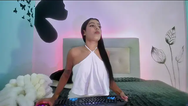 BRIIANA SOUL online show from June 1, 2026, 1:13 pm