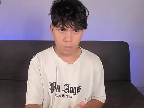cuitealex online show from June 7, 2026, 3:54 am