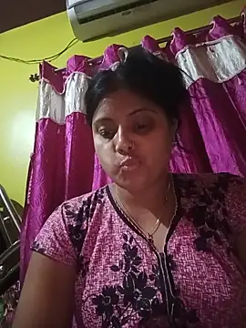 Snapshot of itz_sima34 chatting on June 4, 2026, 7:53 pm itz sima34 online show from June 4, 2026, 7:53 pm
