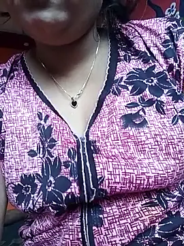 Snapshot of itz_sima34 chatting on June 5, 2026, 7:14 am itz sima34 online show from June 5, 2026, 7:14 am