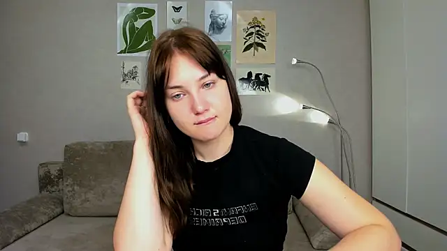 AliciaCollinss online show from June 8, 2026, 12:27 pm